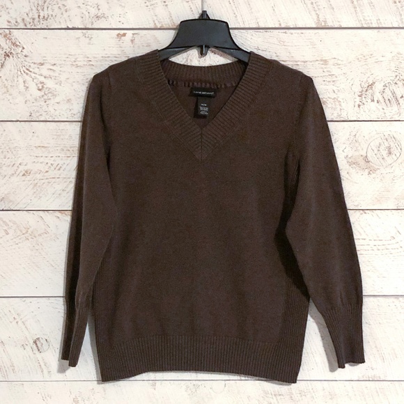 Lane Bryant Sweaters - Lane Bryant 14/16 V-Neck Sweater